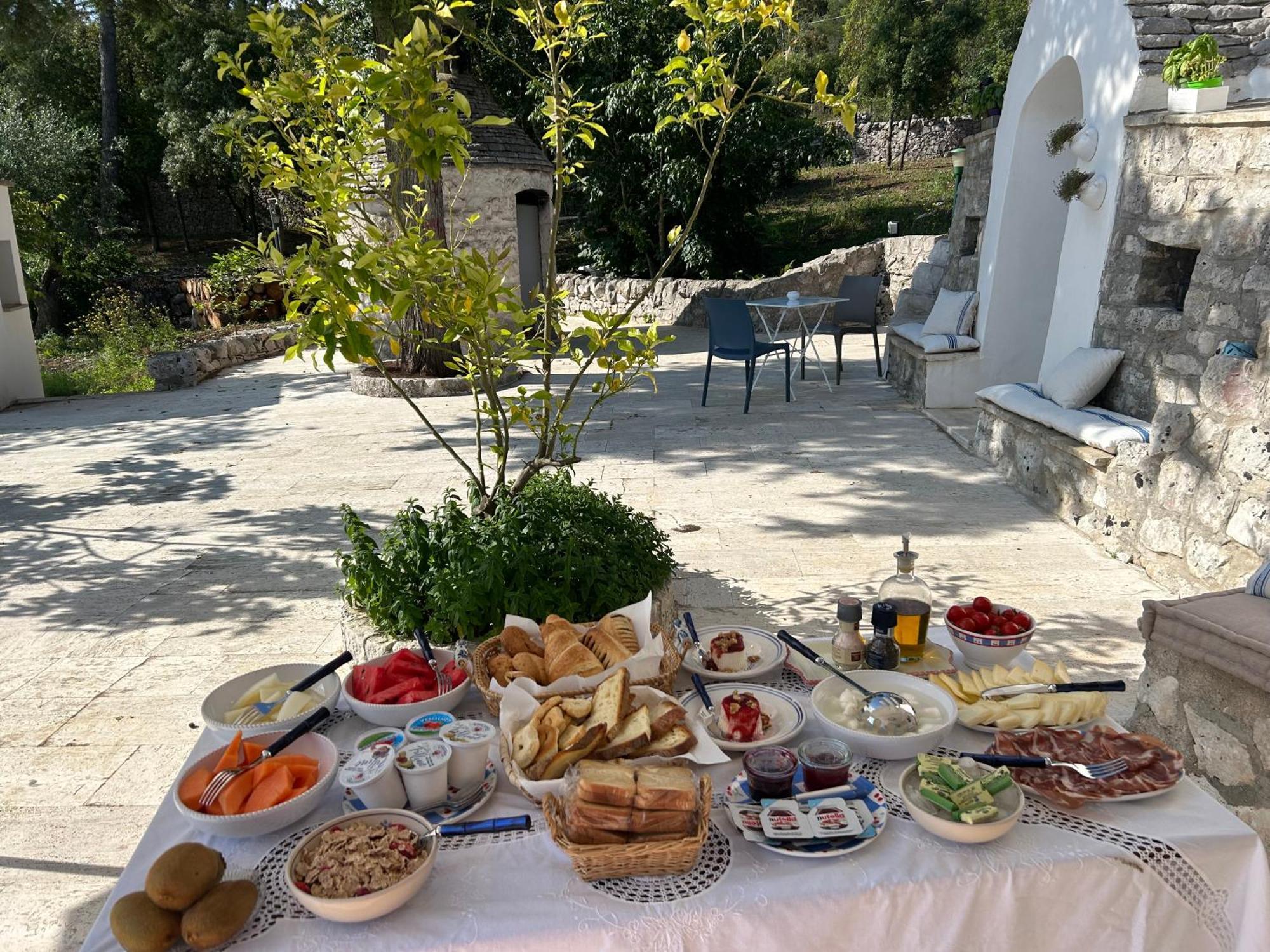 로코로톤도 Il Trullo Di Simona B&B 외부 사진
